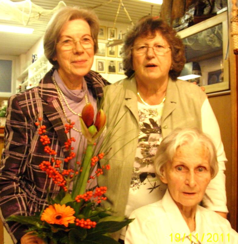 Traudl, Helga und Dora